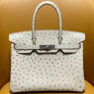 Meet your Posher, Woorow